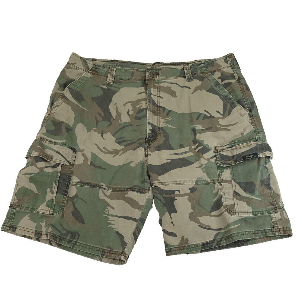Wrangler Cargo Shorts Men 42 Meas 42x9 Woodland‎ Camouflage Hiking Outdoor Fish
